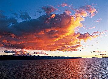 回合制角色扮演游戏《pearlessential》Steam页面 发售日待定